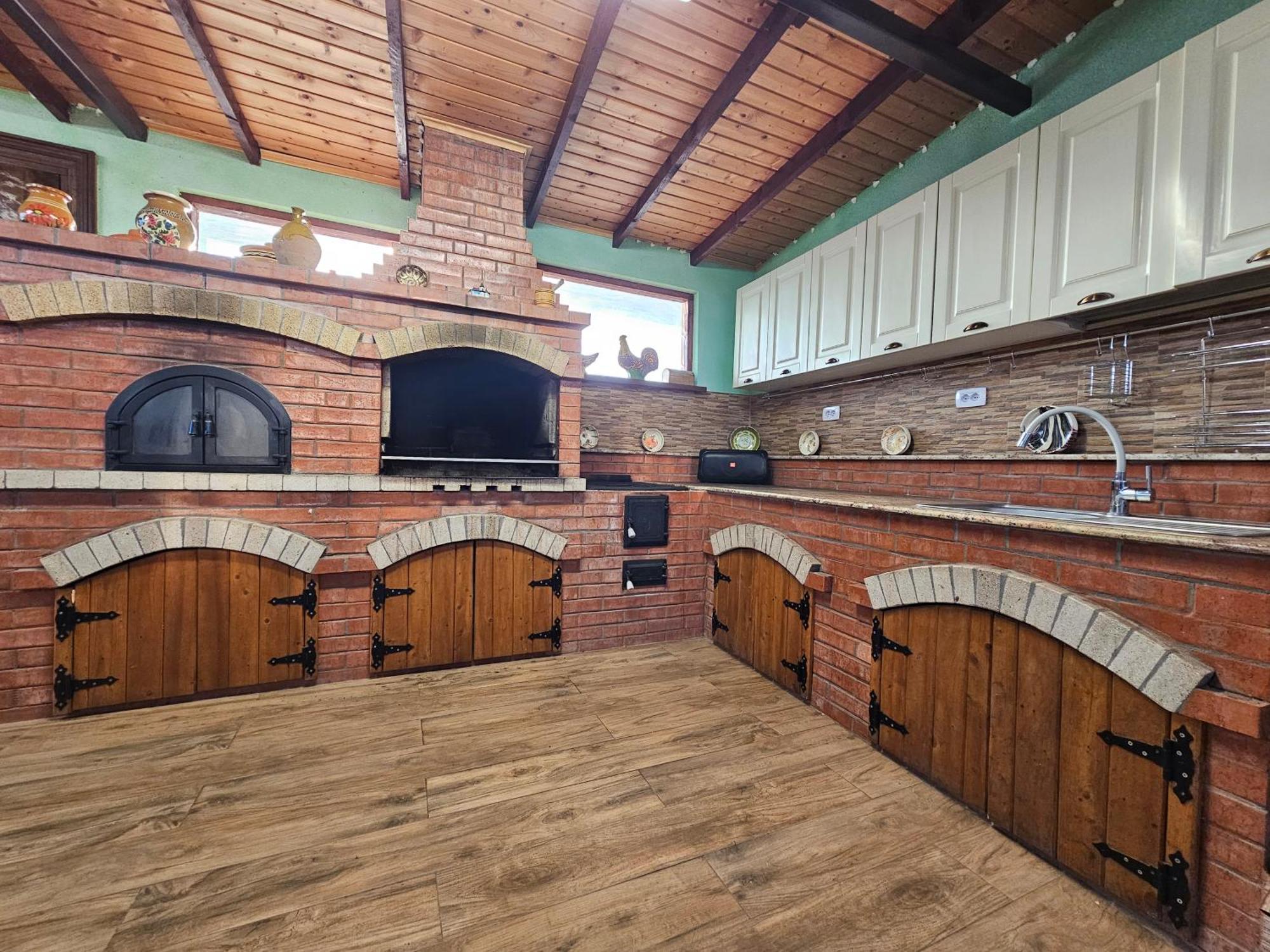 Colt De Rai Bed & Breakfast Hirtoape ภายนอก รูปภาพ